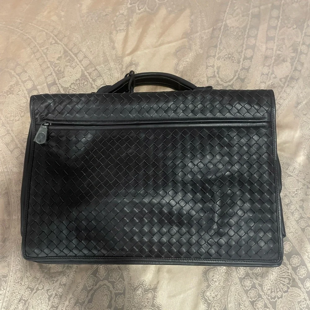 Bottega Veneta size 16”