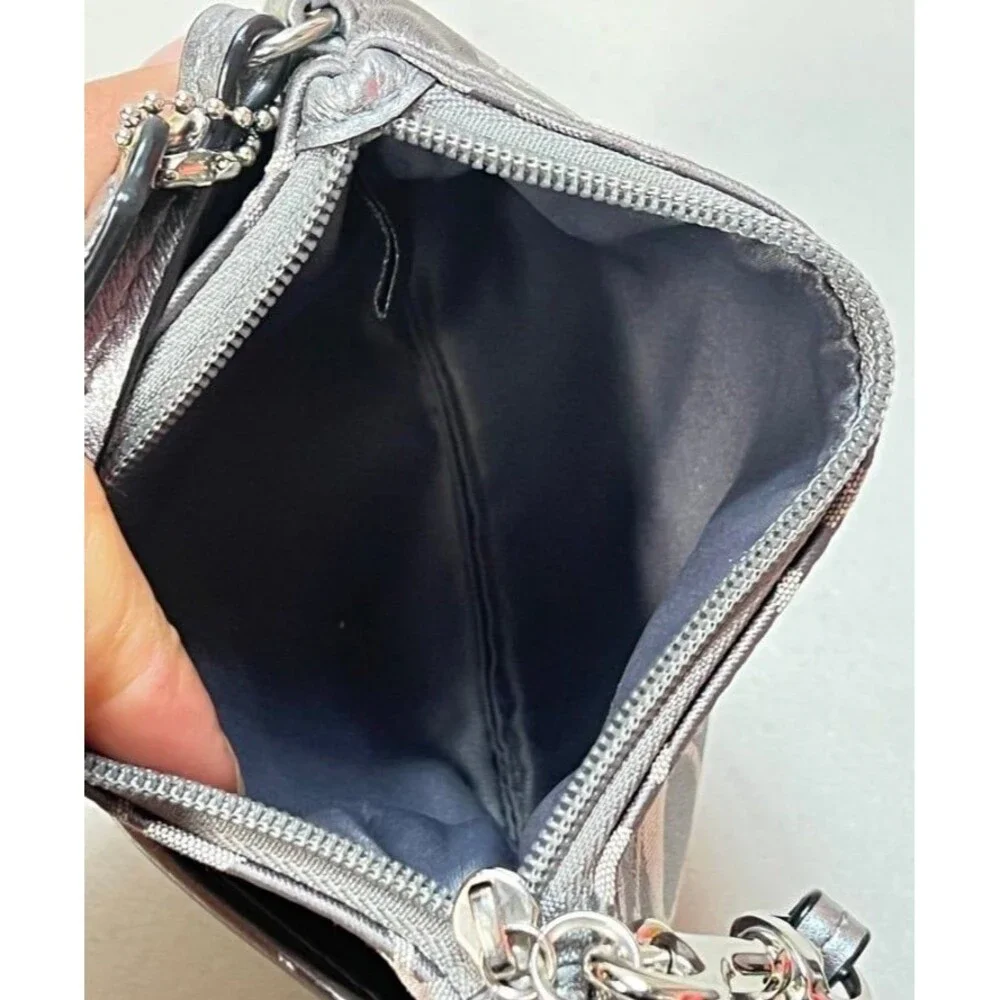 COACH SIGNATURE C SMALL SILVER WRISTLET F45659 SILVER/GREY WHITE
