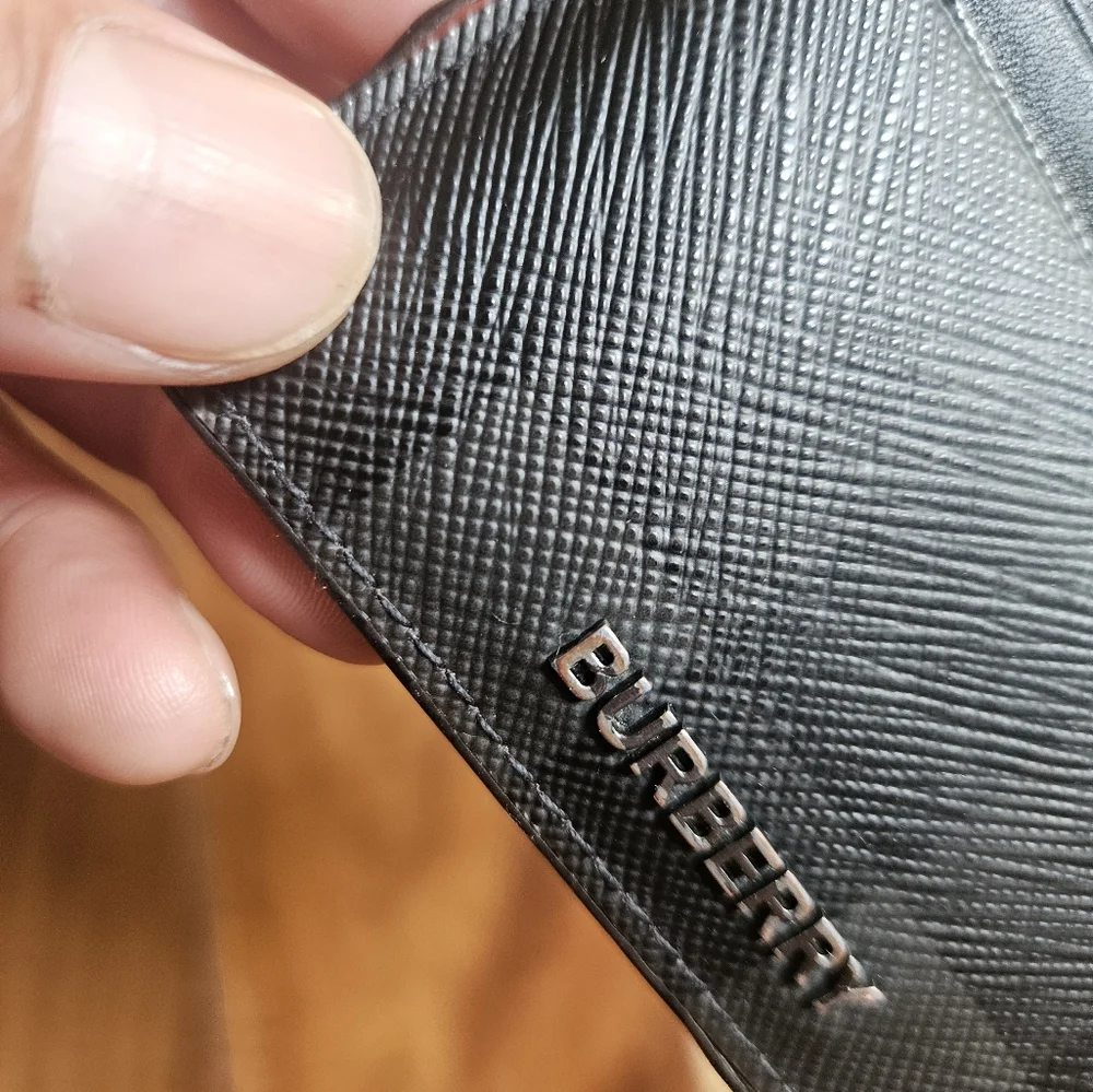Burberry card holder