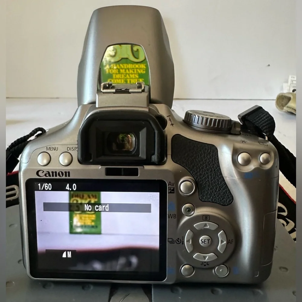 Canon EOS Rebel XSi DS126181 12.2 MP Digital SLR CMOS Camera w/ 18-55mm Lens