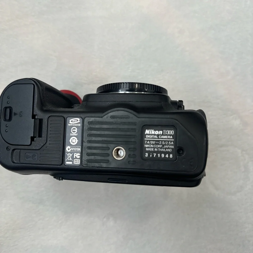 Nikon D300 Body