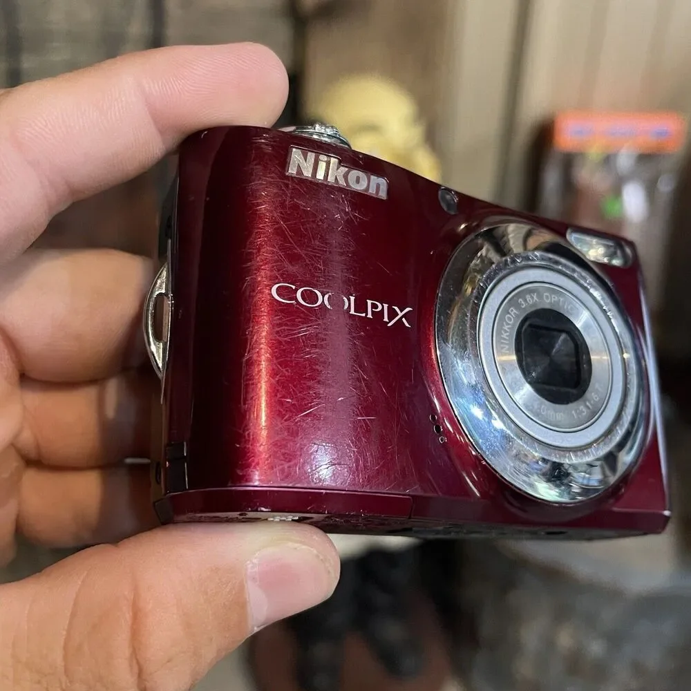 Nikon screen our