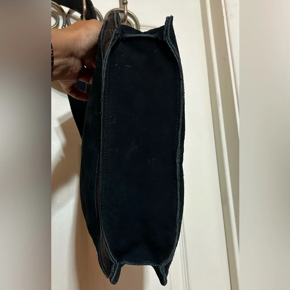 Ben Sherman strap front