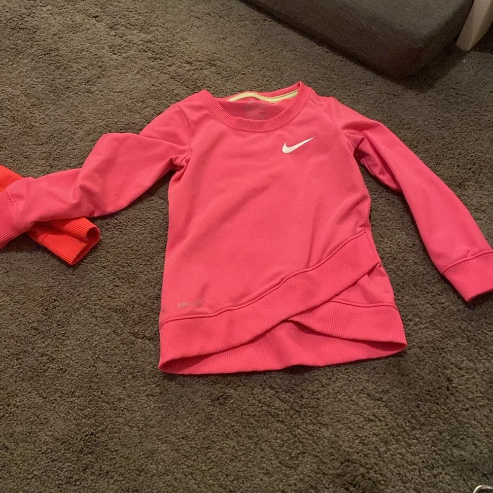 Nike two dry