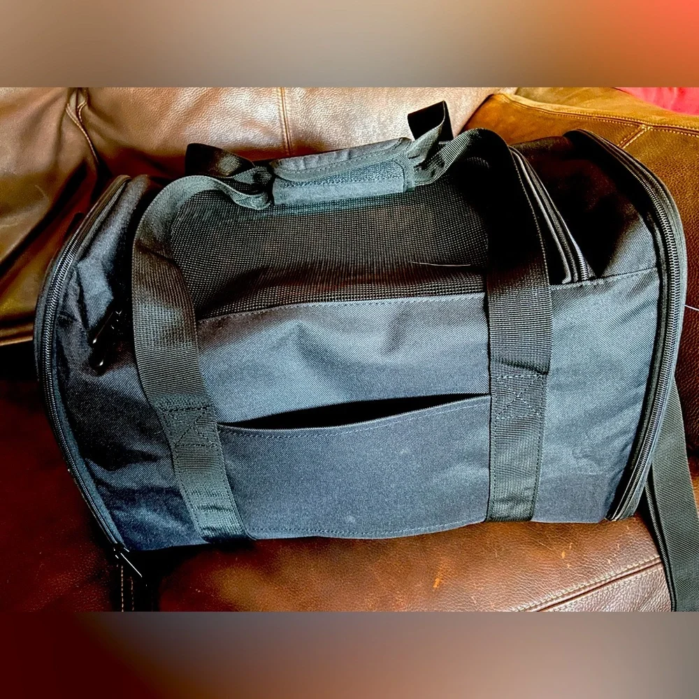 Trusty Pup Pet Carrier Medium
