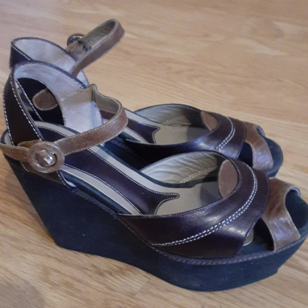 Marni beautiful accent