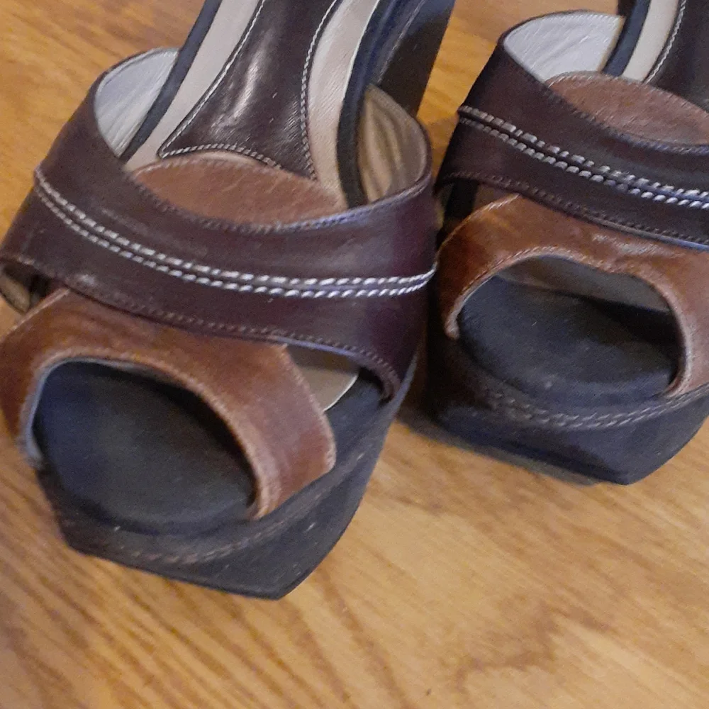 Marni accent leave