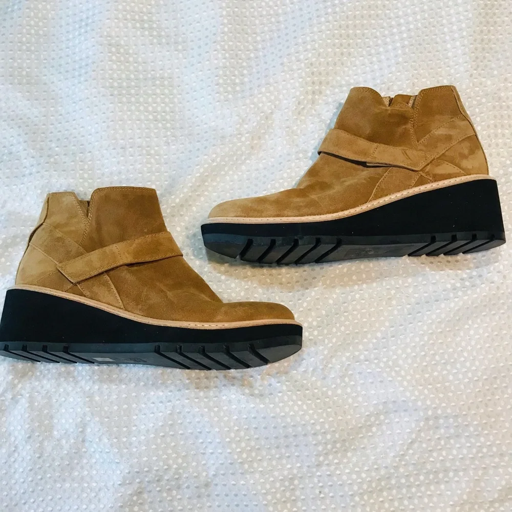 Eileen Fisher cargo leather Platform in brown
