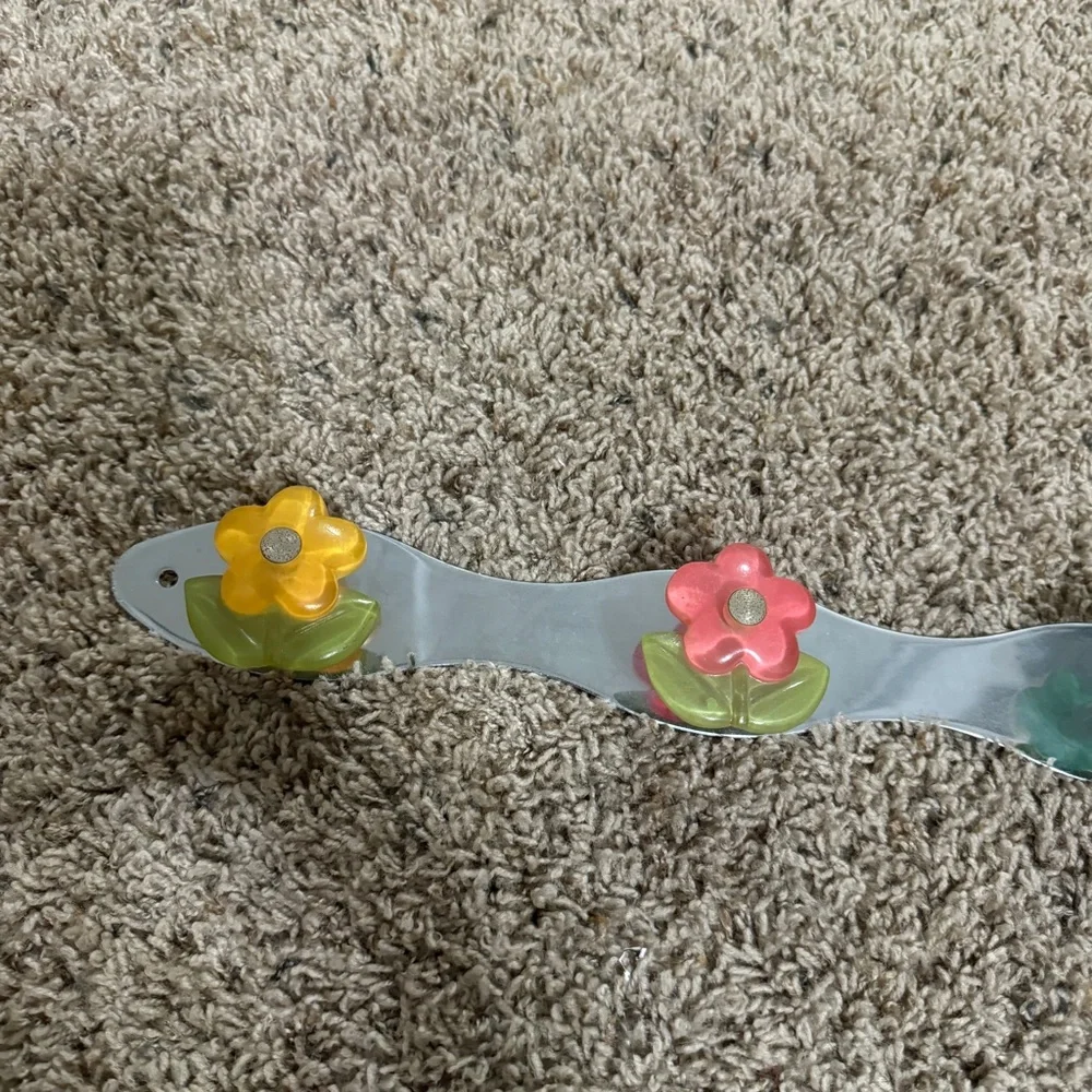 Vintage gently used
