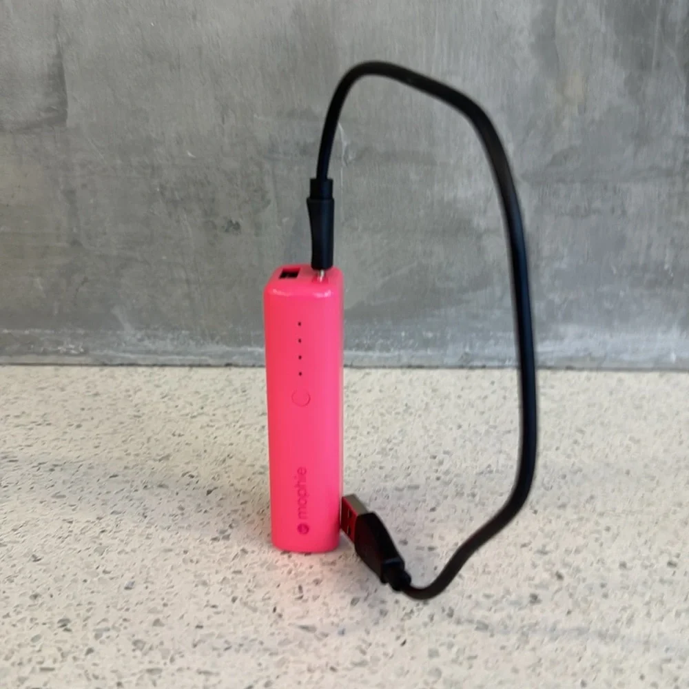 N/A bank pink hot