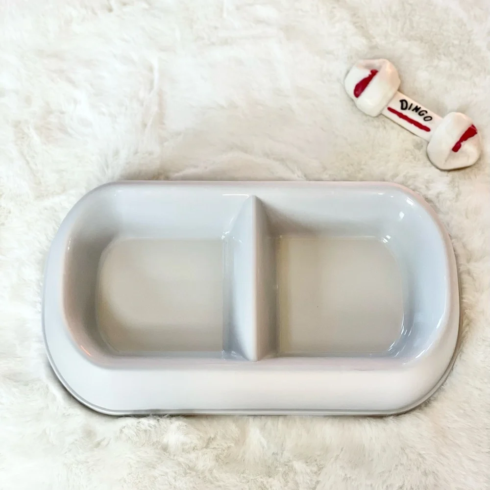 🐶🐱New with tags PET FEEDING BOWL GREY DOUBLE DINER 2 Sections. Dishwasher Safe