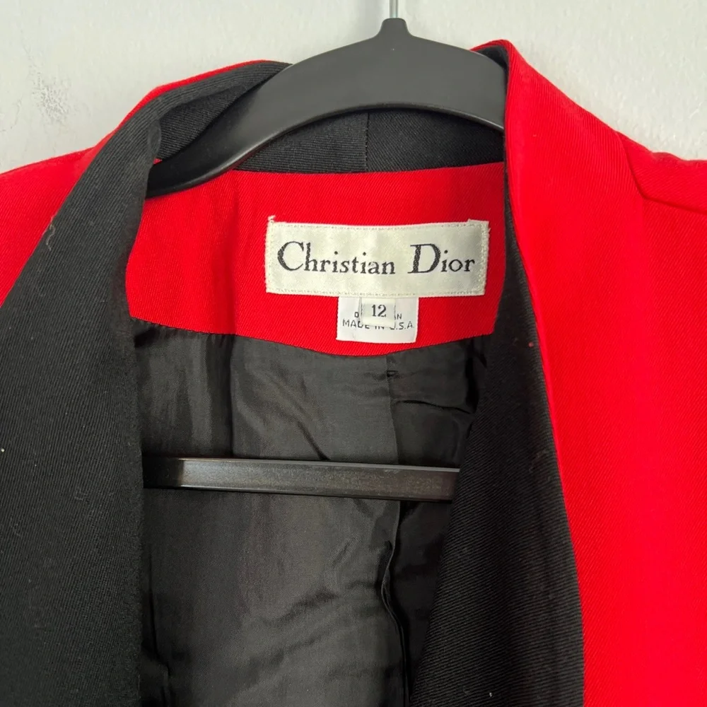 Dior reposhing this