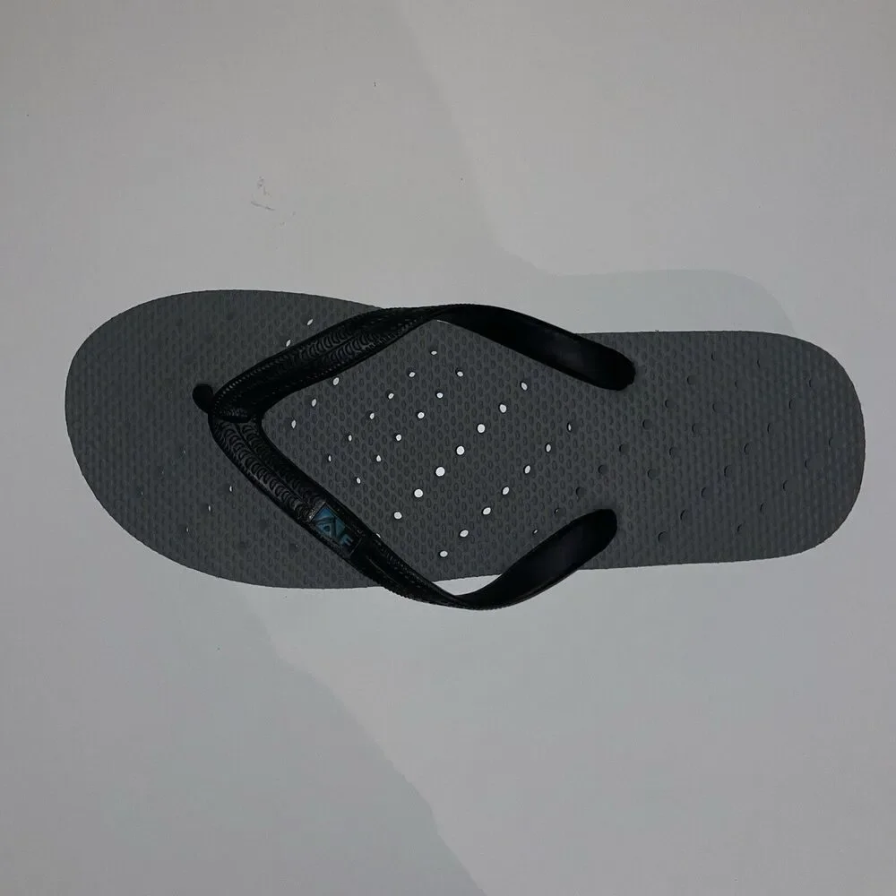 Aqua Flops flip size