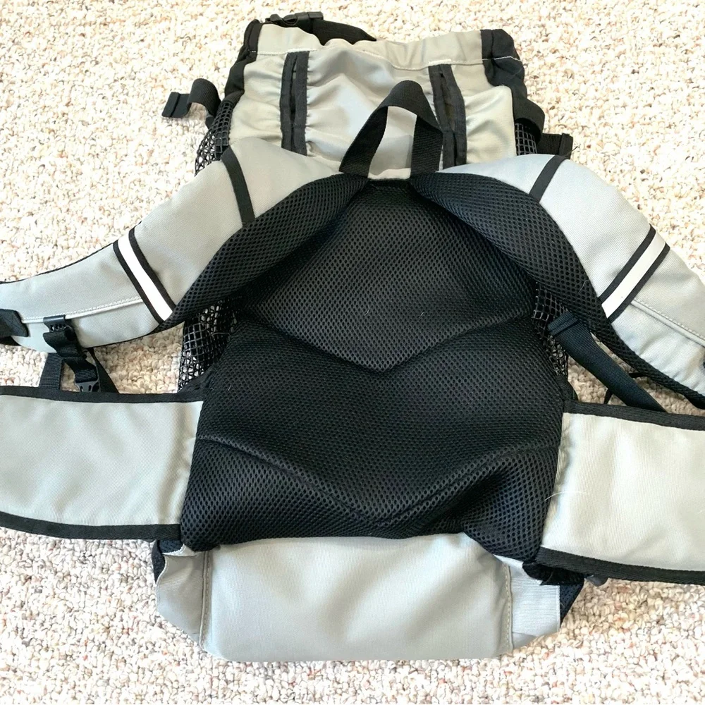 N/A pet carrier