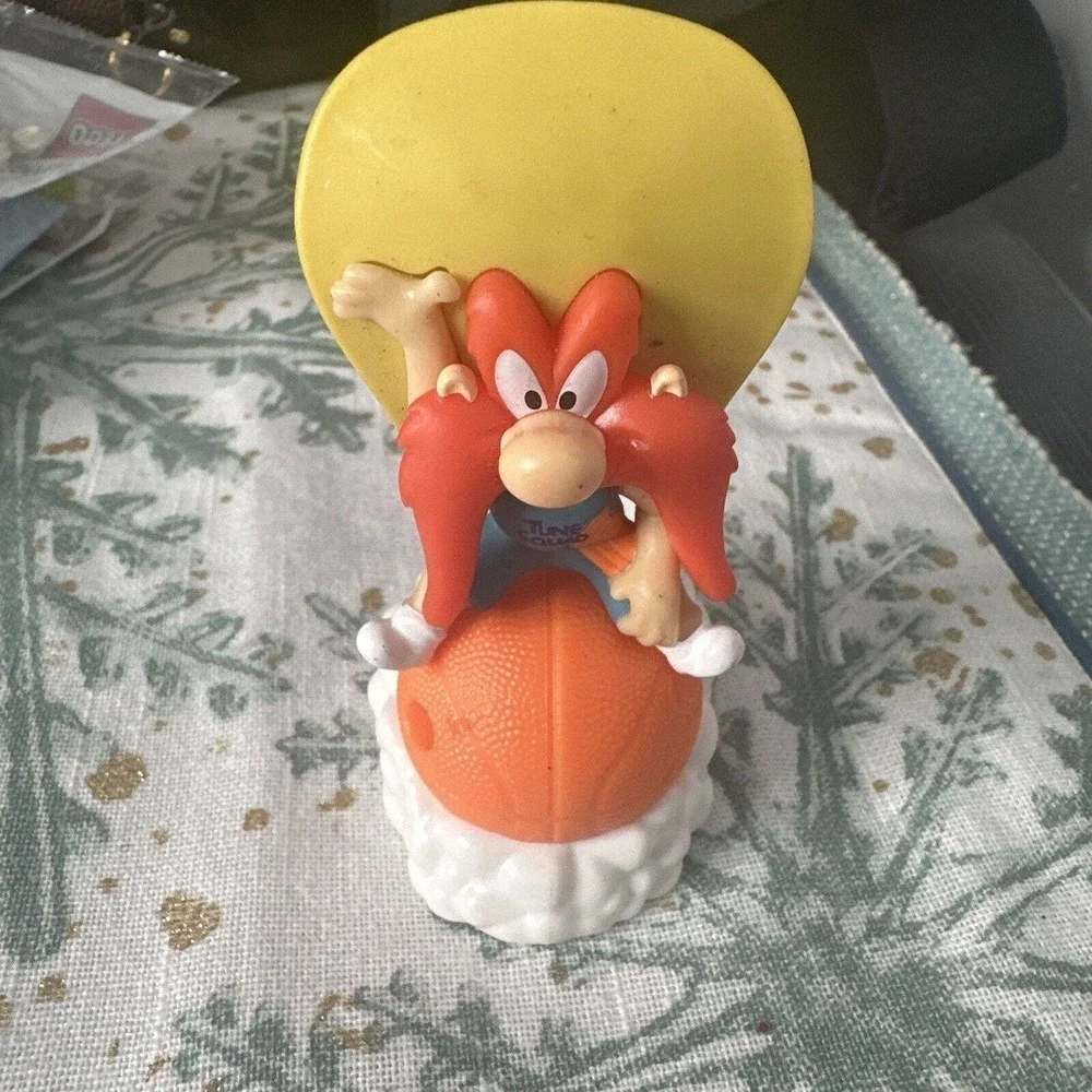 Yosemite Sam McDonald's Happy Meal Toy Space Jam A New Legacy #6 2021