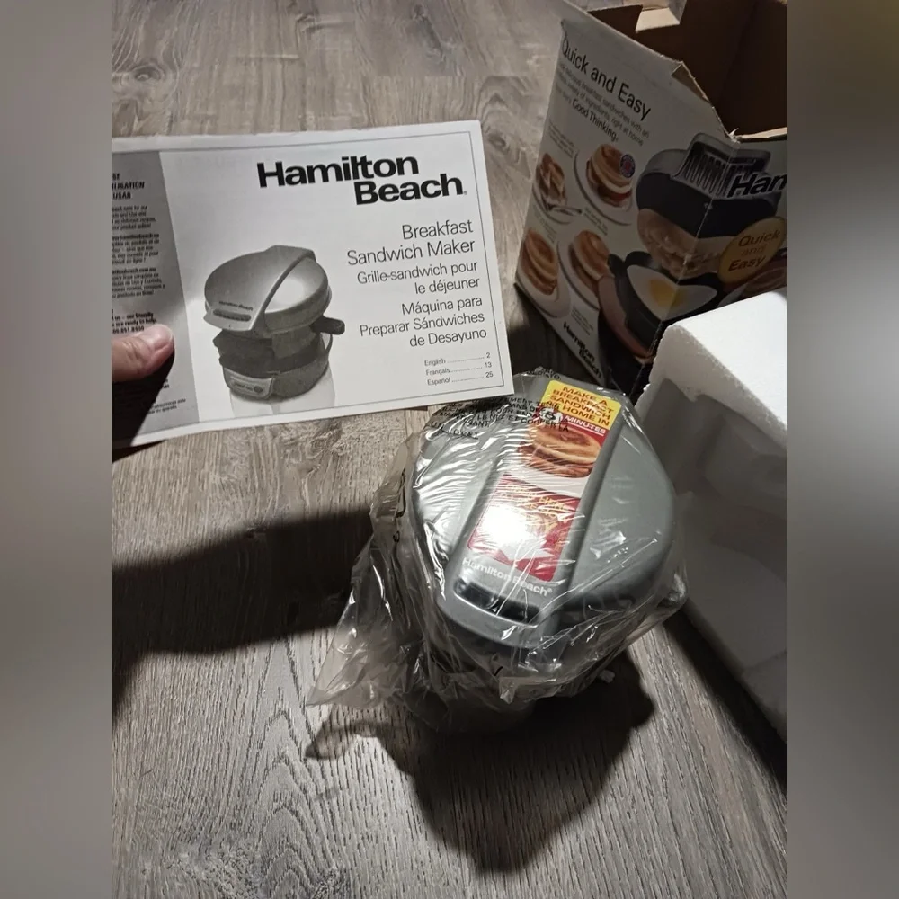 EUC Hamilton beach breakfast sandwich maker