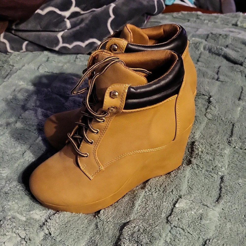 N/A wedge fashion