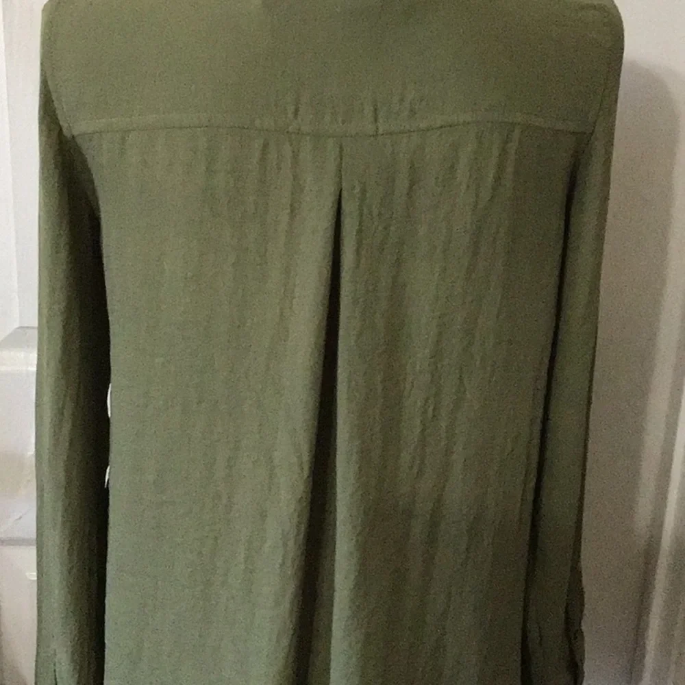 H&M reposhing this