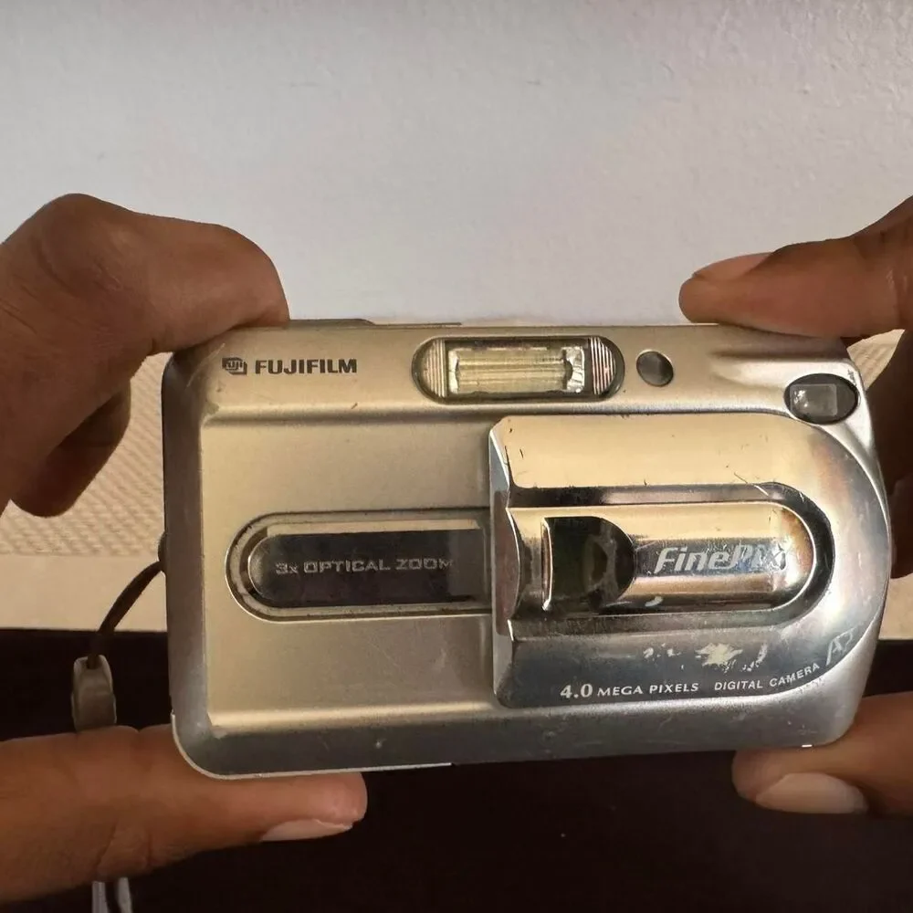 Fujifilm Finepix A340 Vintage Digital Camera