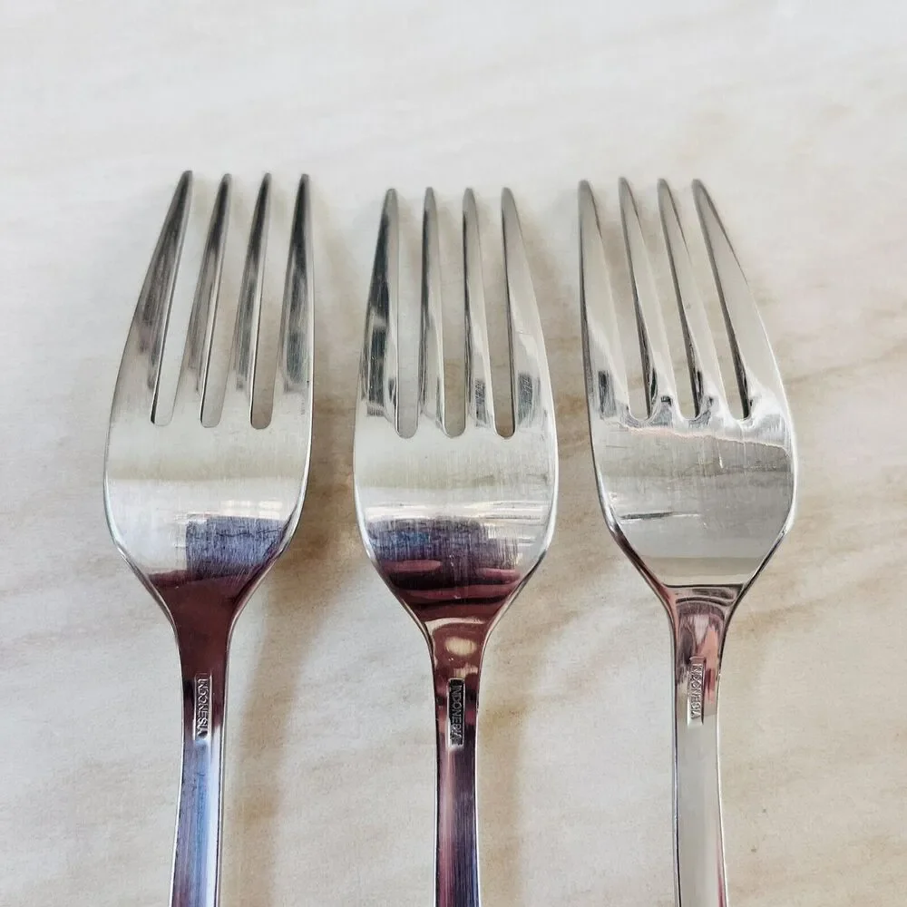 International Silver description stainless