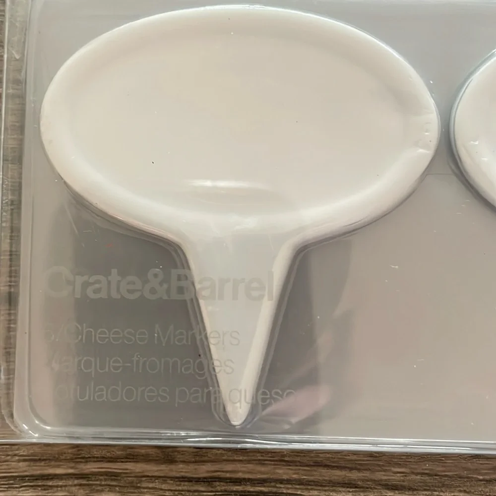 Crate&Barrel set six