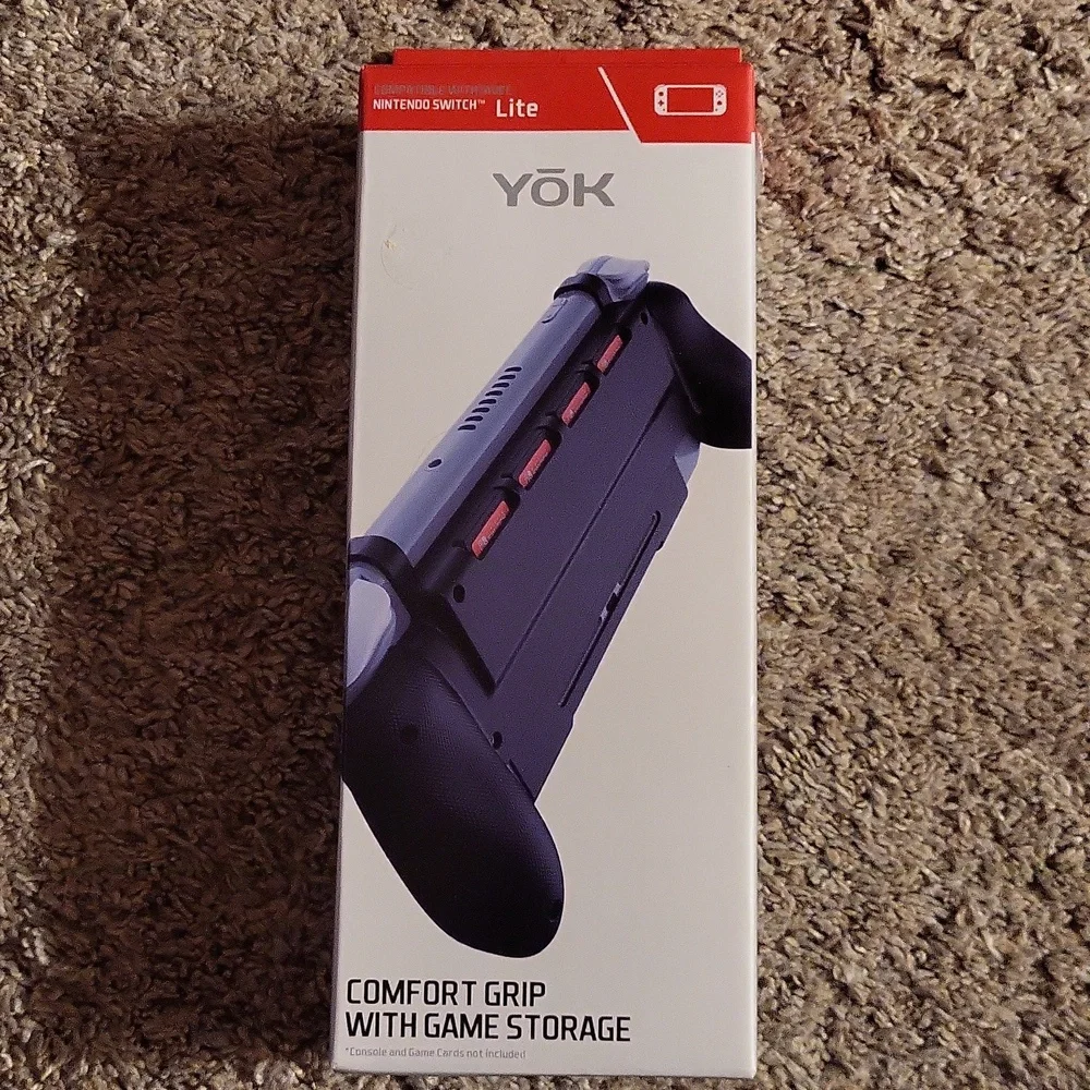 Yok Black Ergo Comfort Grip with Game Storage for Nintendo Switch Lite