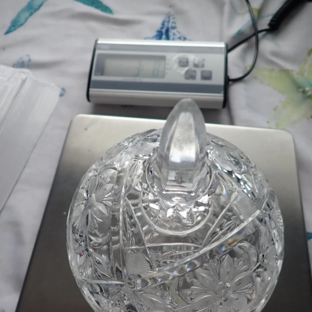 N/A cut crystal