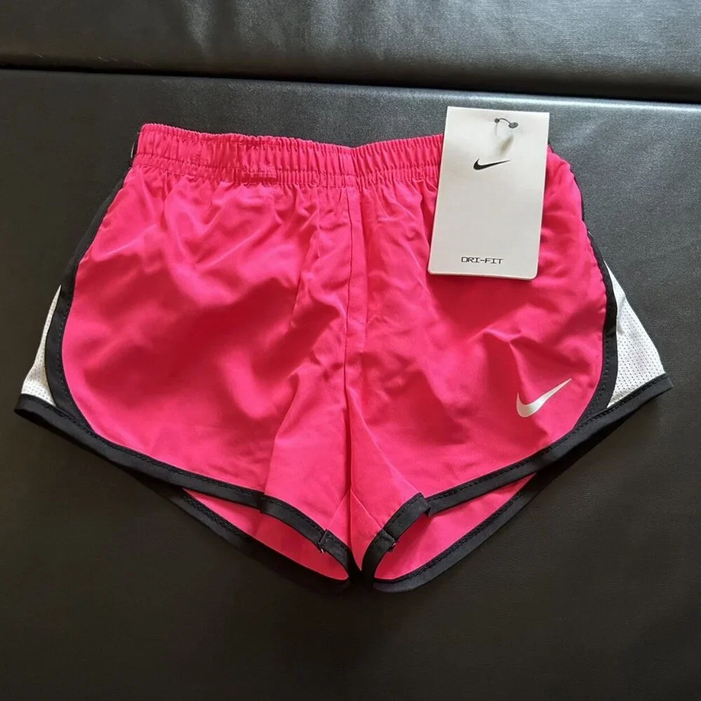 NWT Nike Athletic Set Girls Size 3T