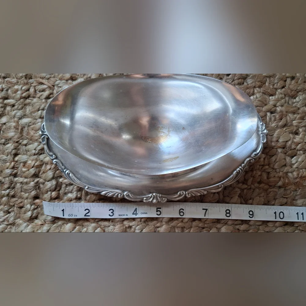 Vintage silver plated gravy boat silver plate serving collection party formal