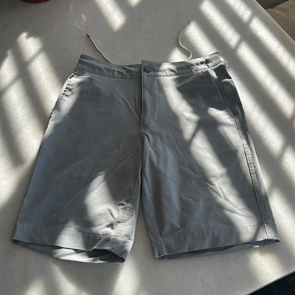 Faherty all day gray shorts