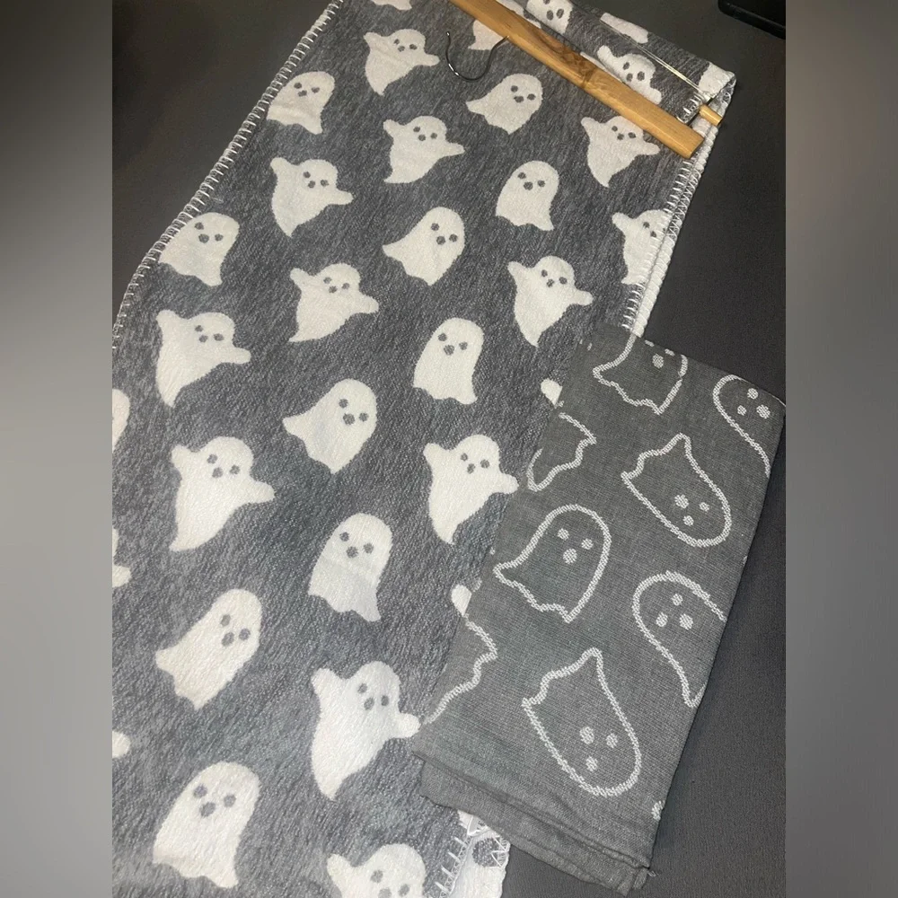 💕Cupcakes and Cashmere Halloween Ghost Table Runner & Set of Ghost Hand Towels