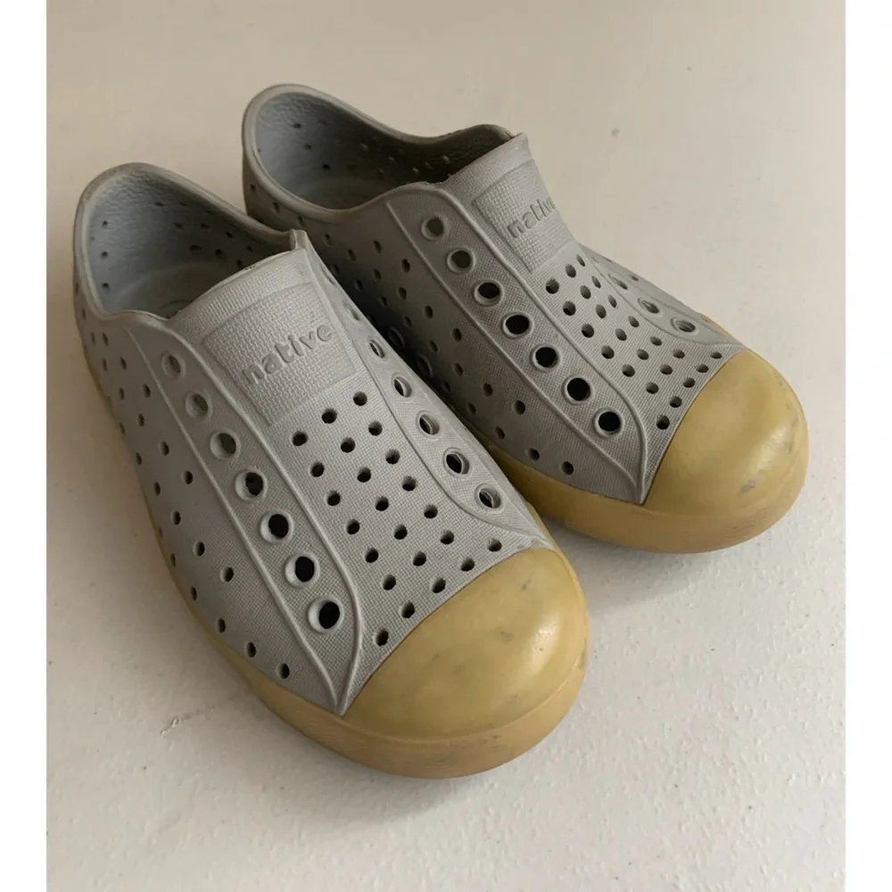 Native Kids Gray Jefferson Size C10