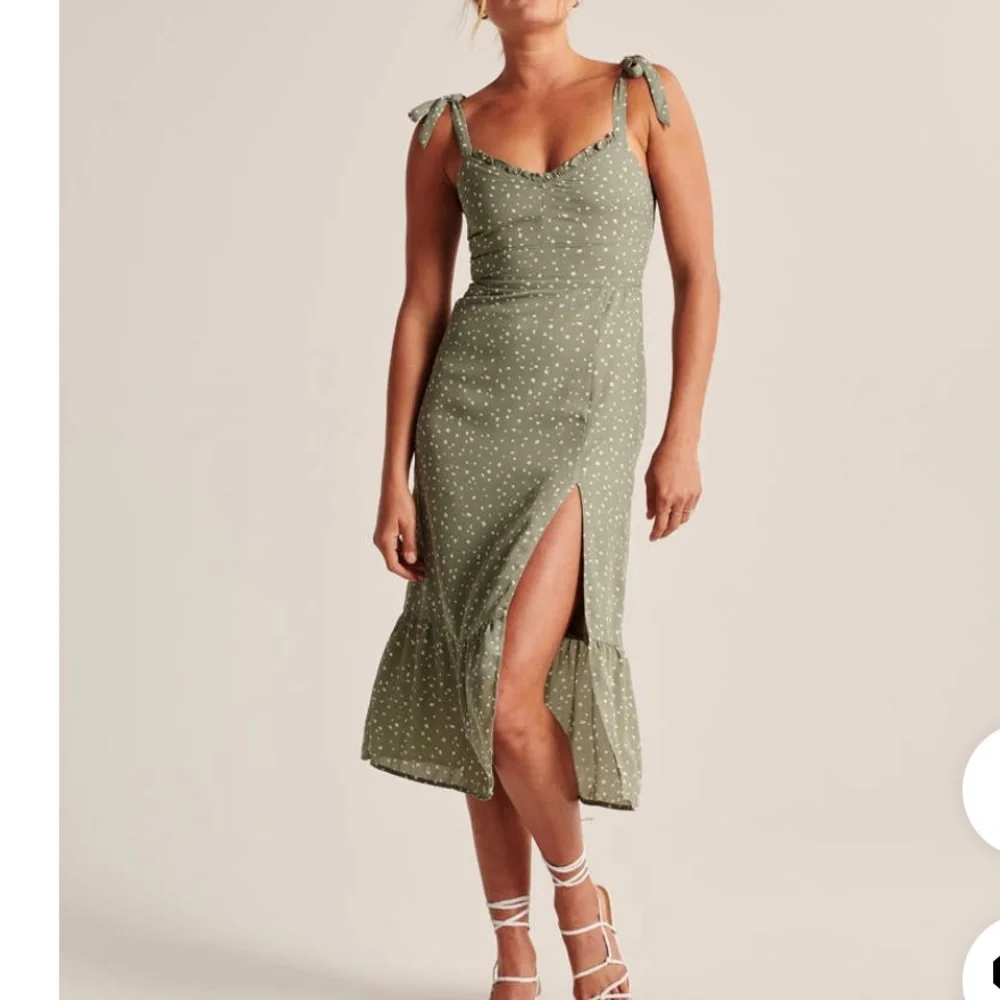 Abercrombie & Fitch Green Polka Dot Maxi
