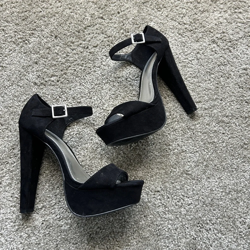 Black Platform High heeled suede sandals, sz 7.5, stiletto dance club shoes,
