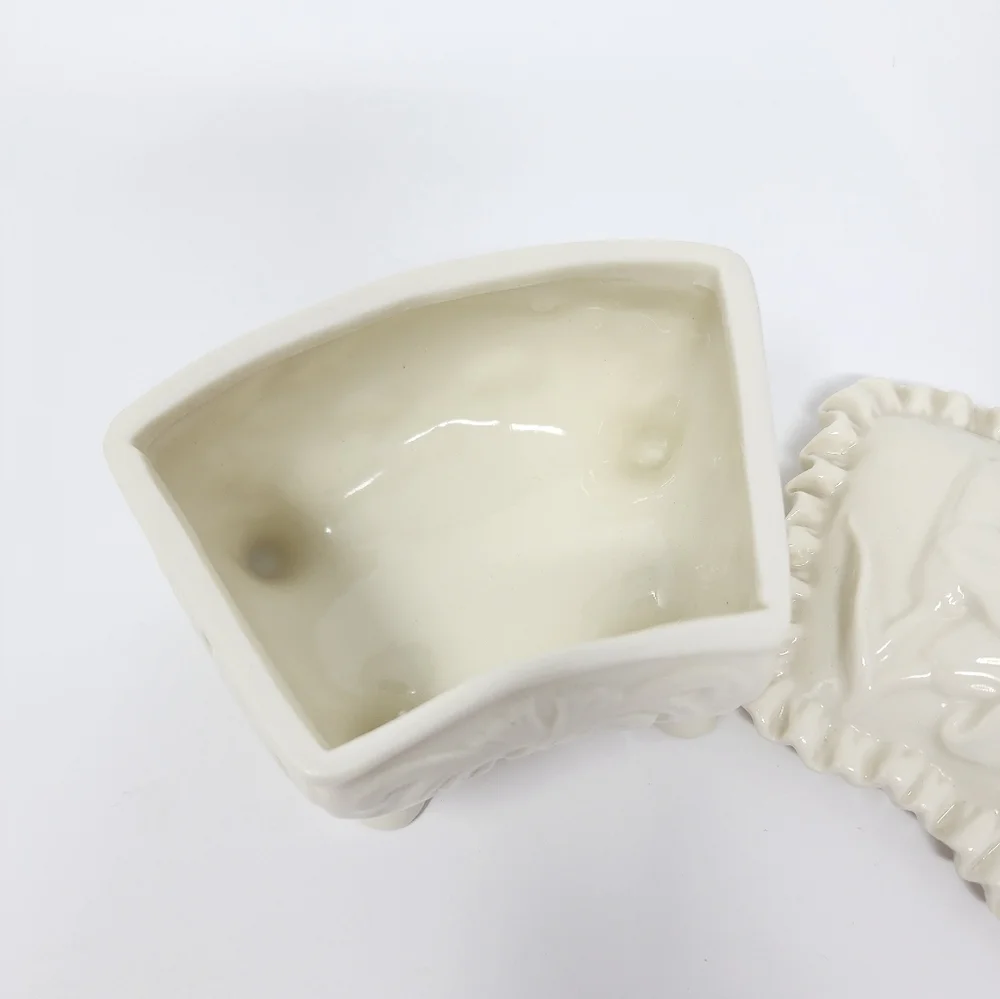 N/A vintage white