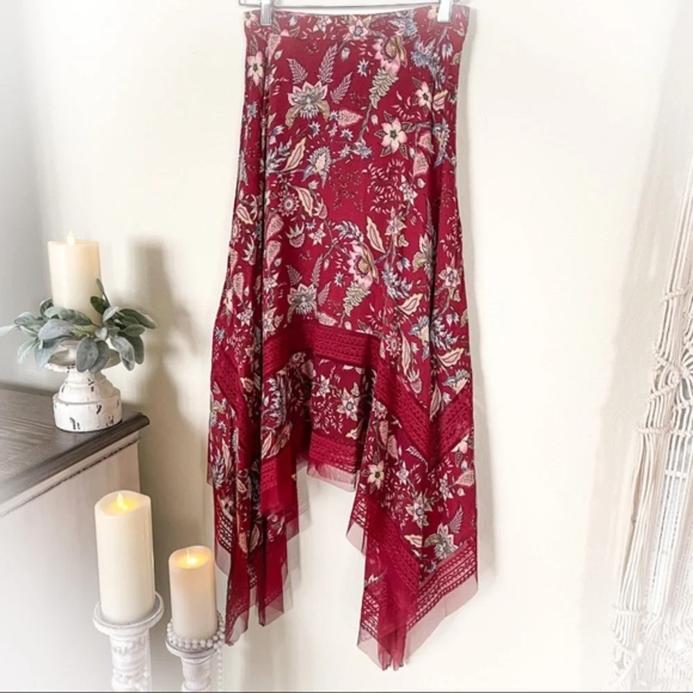 BCBGMaxAzria beautiful rich