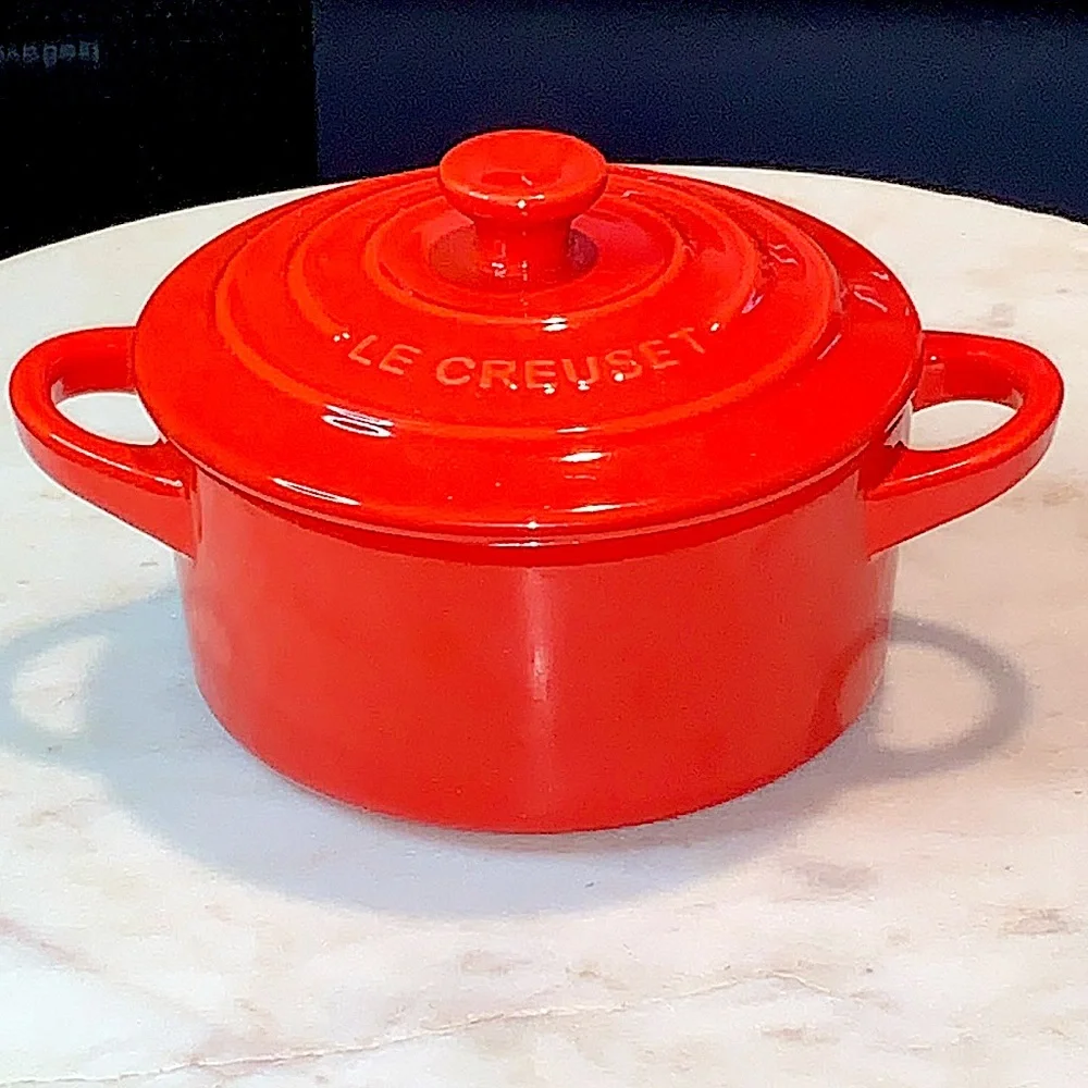 Le Creuset new “le