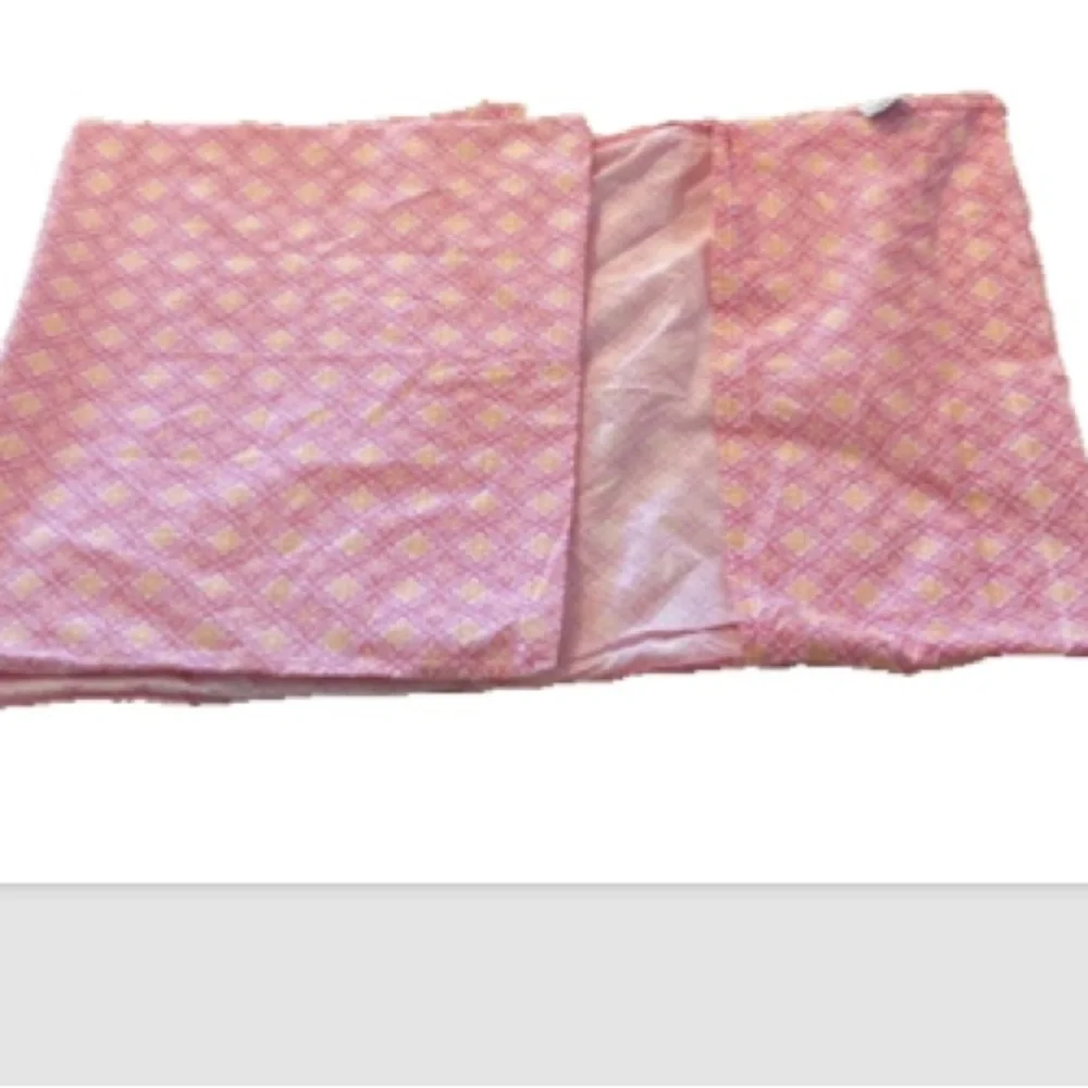POTTERY BARN Teen Pink Floral Geometric Standard 30 x 19 in Pillowcases Set of 2