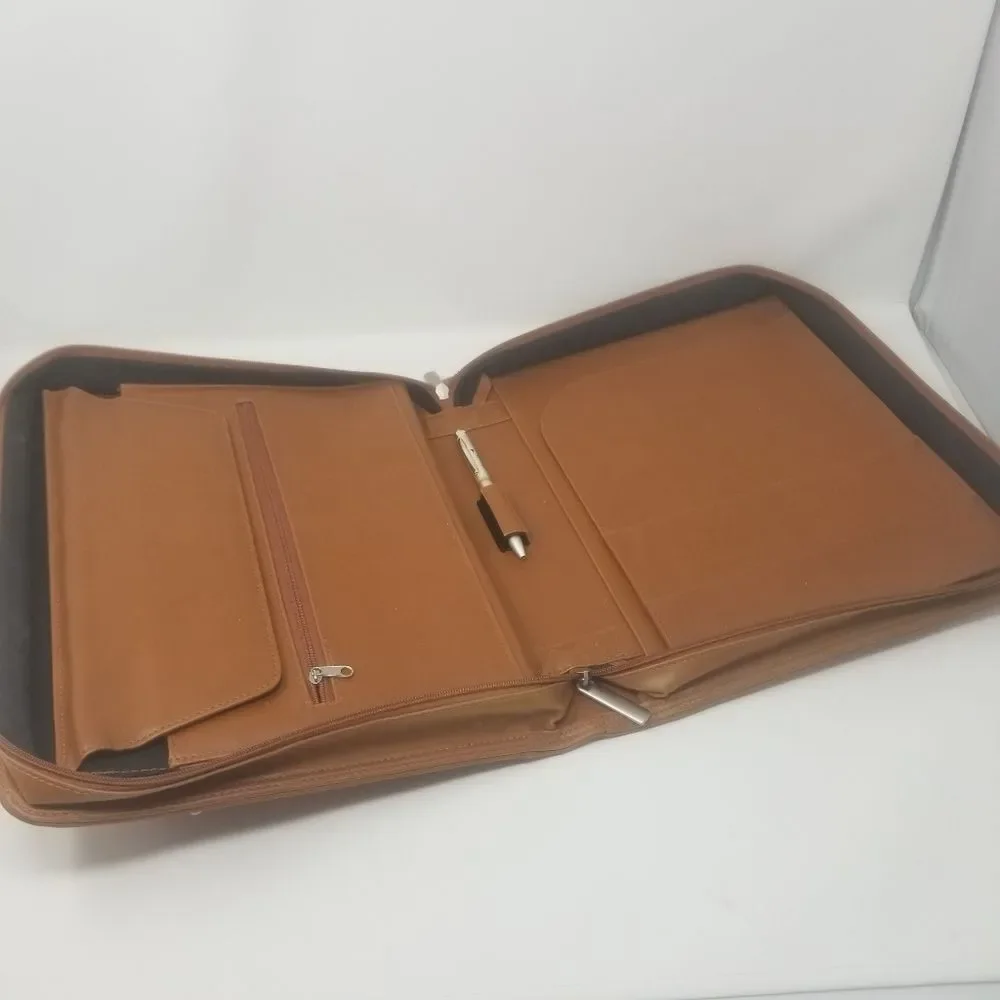 Worldmark By Trendwest Camel Brown Faux Leather Binder Portfolio Laptop Case