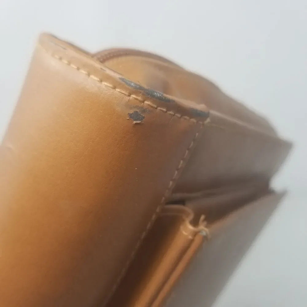 Worldmark By Trendwest Camel Brown Faux Leather Binder Portfolio Laptop Case