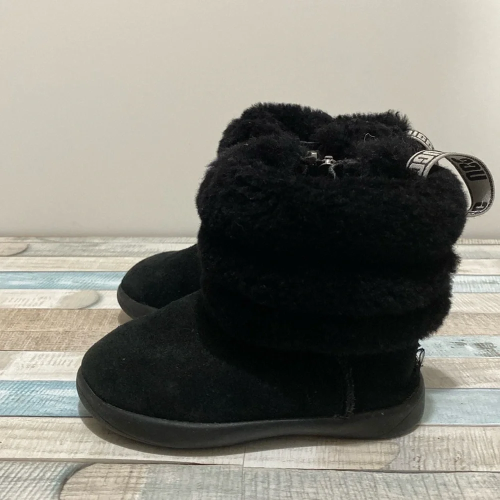 Ugg Toddler Mini Quilted Fluff Boots