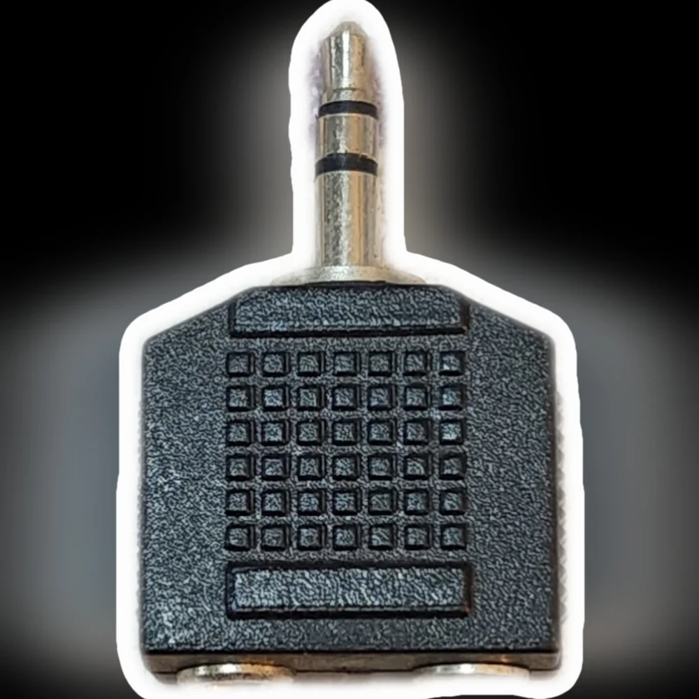 3.5mm Stereo Splitter Y Splitter Audio Adapter - 1/8