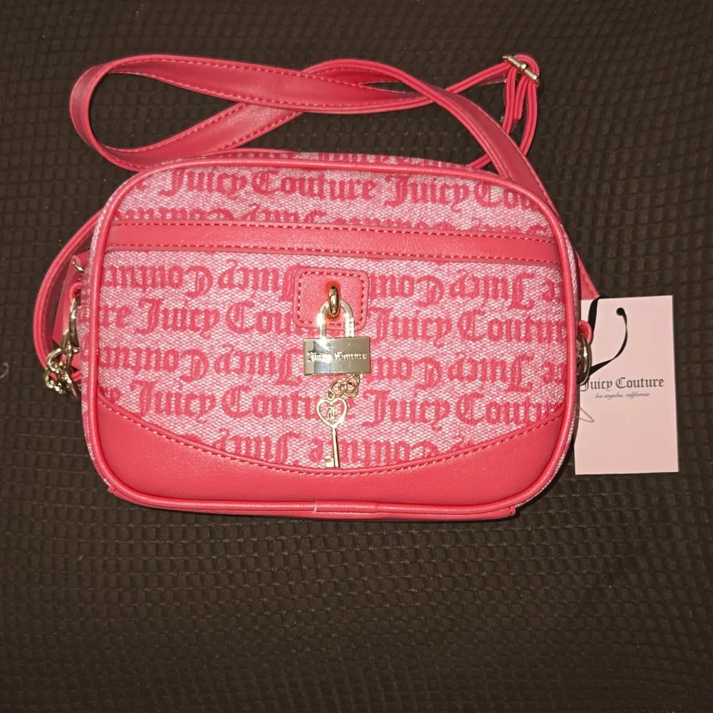 JUICY COUTURE EASTSIDE WESTSIDE CROSSBODY NWT