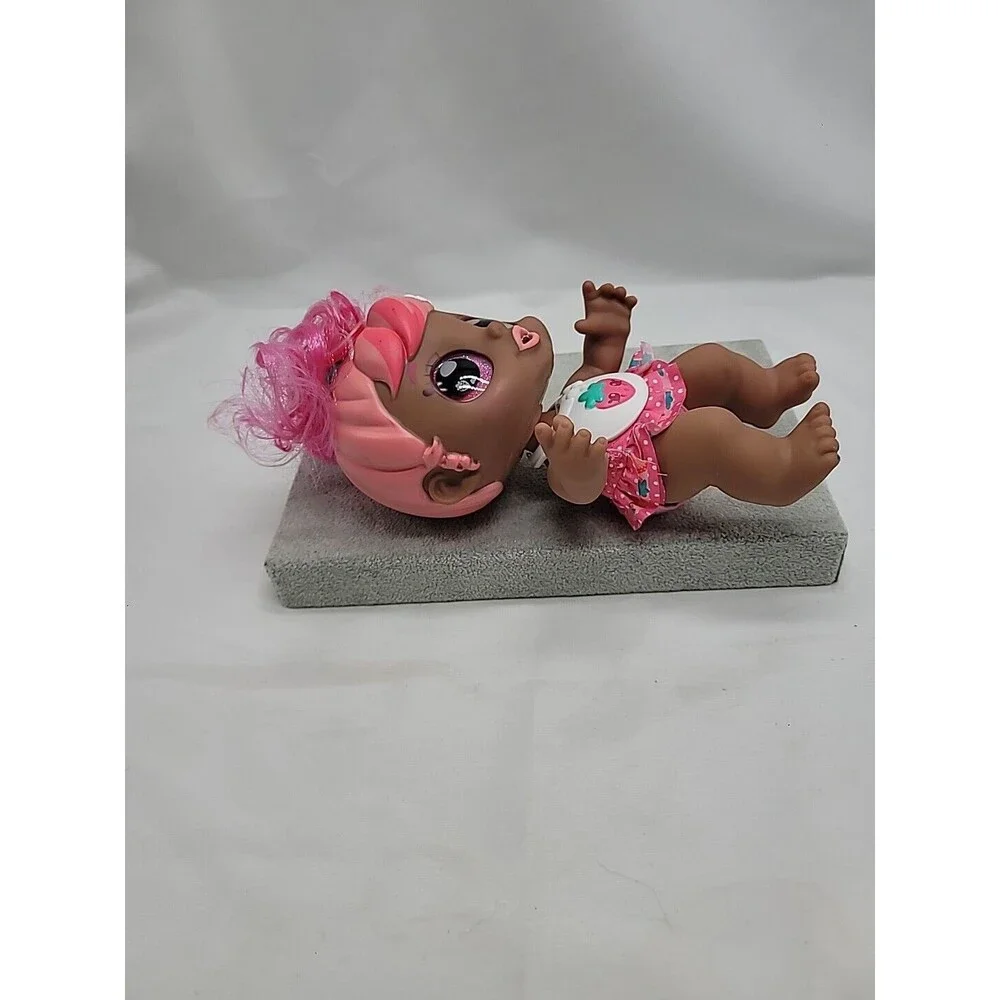 Kindi Kids Strawberry Scented Sisters 8
