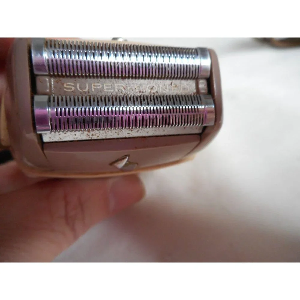 Vintage Schick Super Honed Electric Razor in case