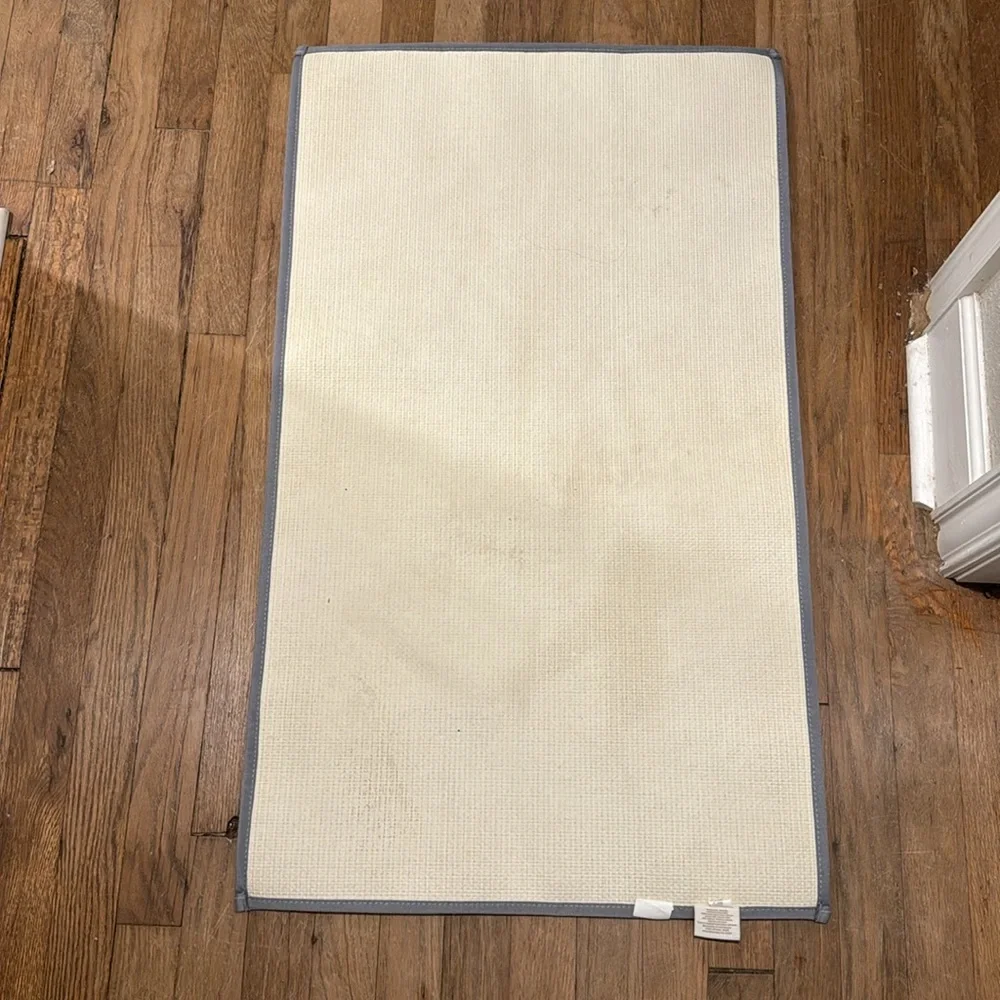 Threshold grey bath mat