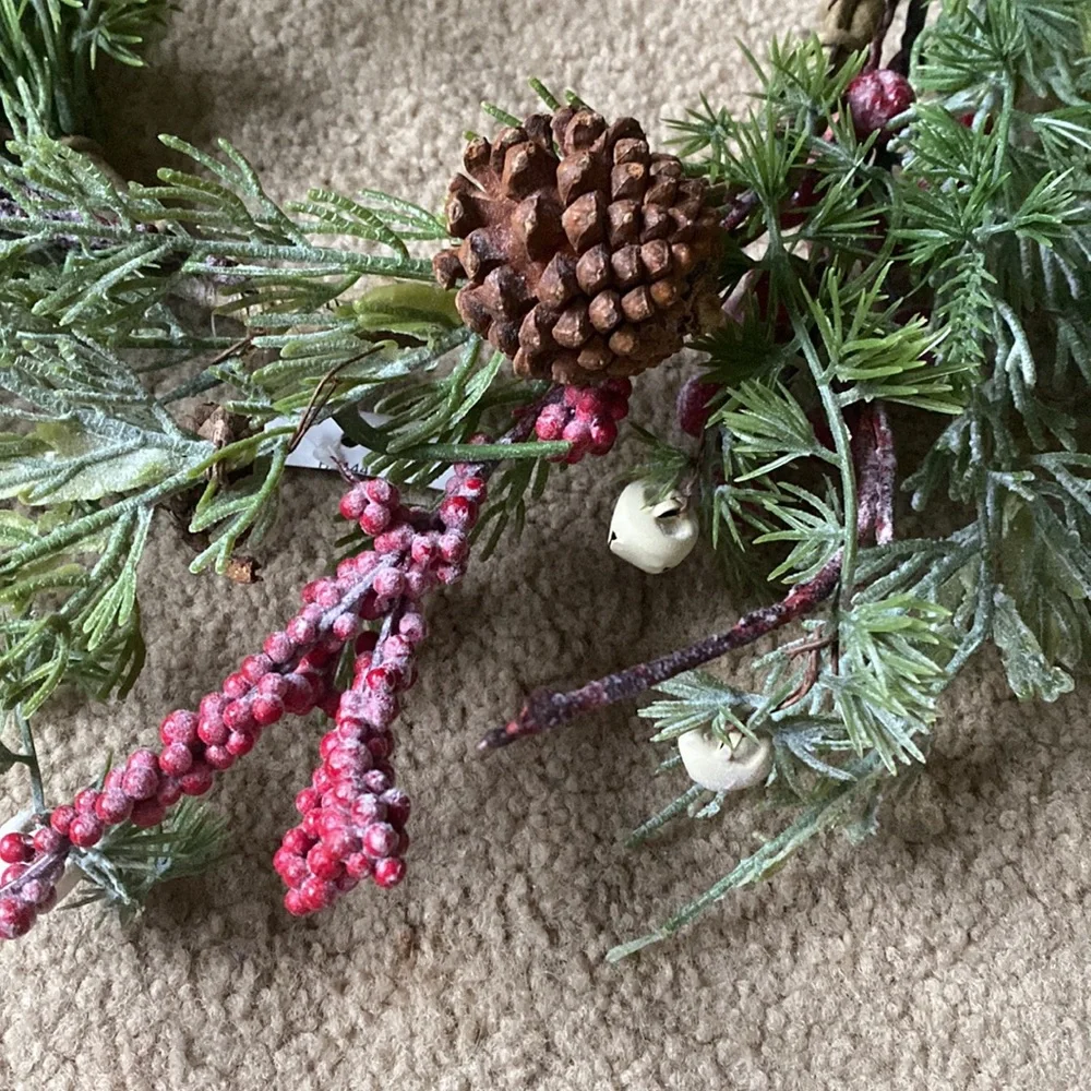 N/A wreath red