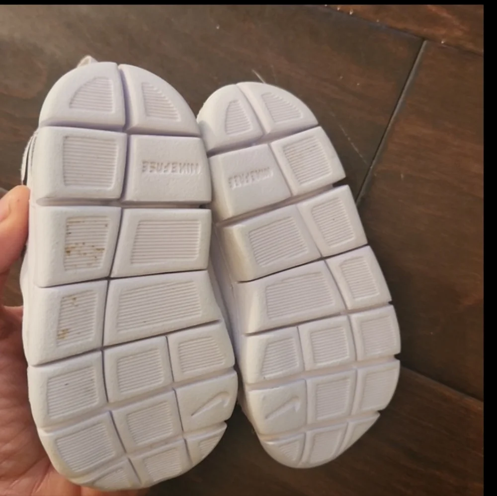 Nike white size baby