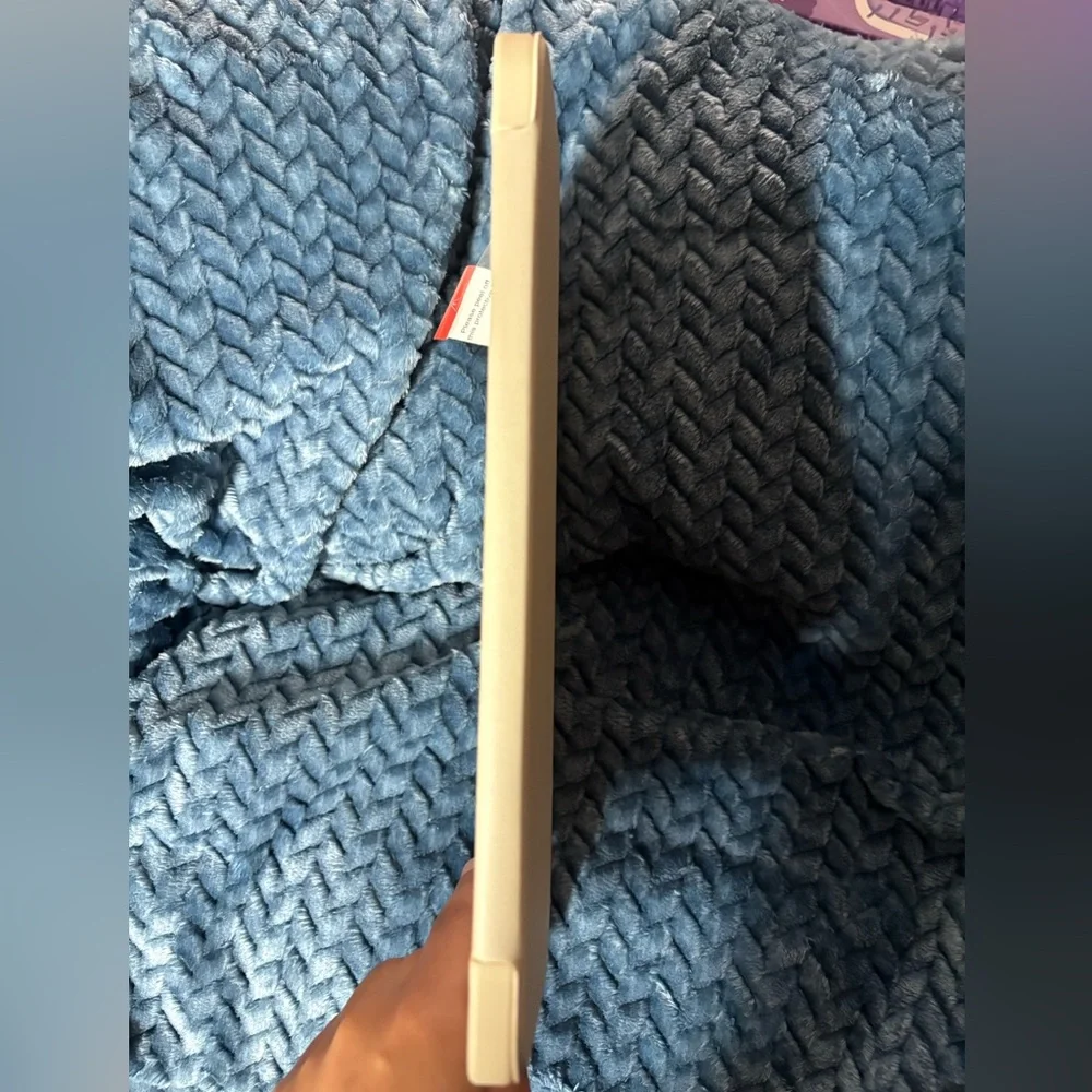 JETech nwt cream