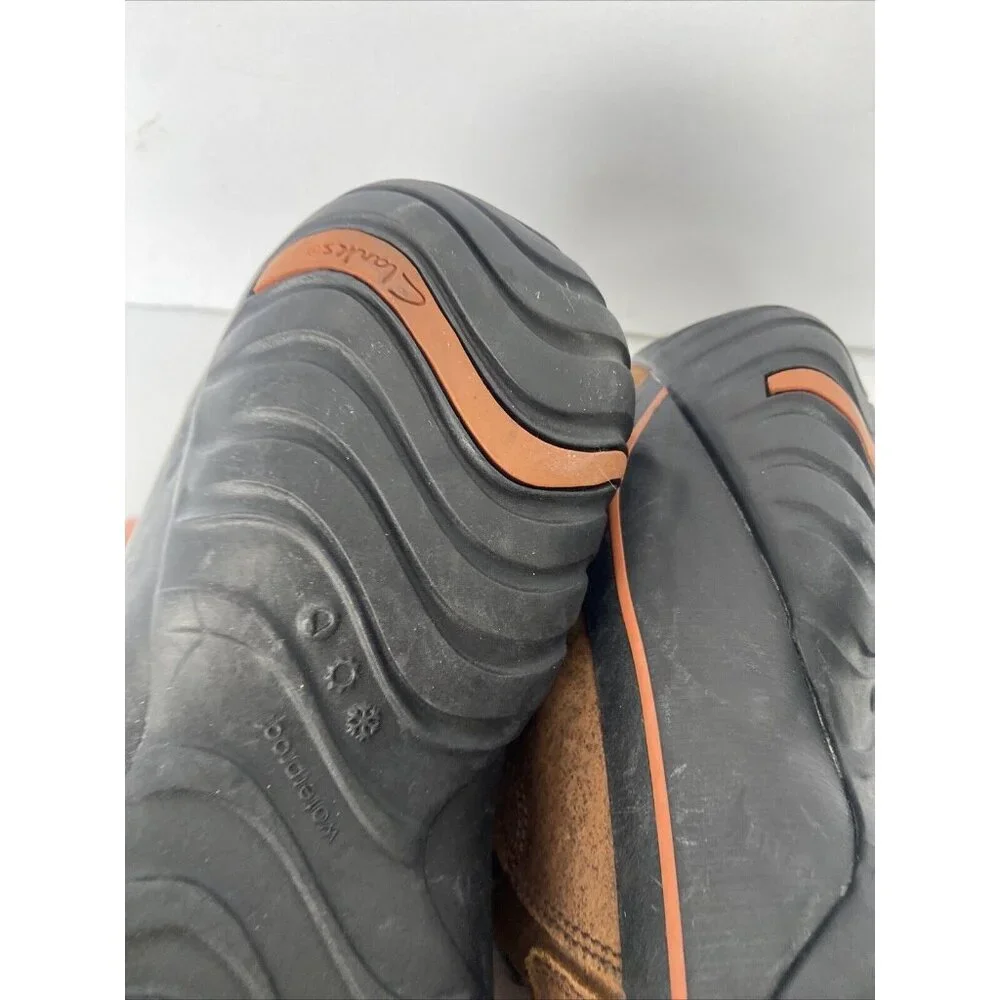 Clarks Wave Scree Easy Waterproof Slip-On Shoes for Men size 8